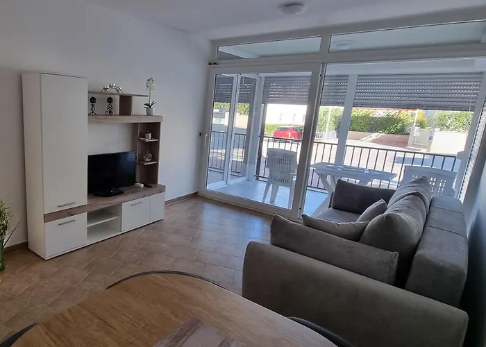 Apartmani Sunce I More